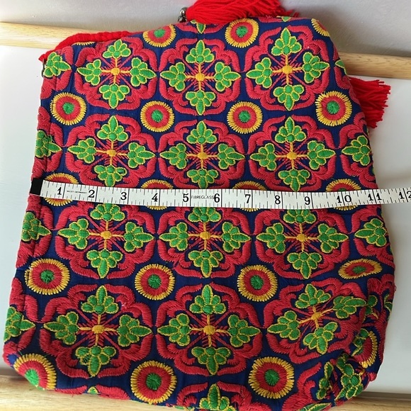 CLEOBELLA Clutch Woven Fringe Tassel Bells Yarn Bright Color Textured Bag Pouch - Picture 12 of 13